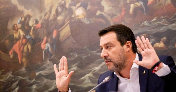 Lampi di Papeete bis: “Matteo” è azzoppato e riflette sullo strappo