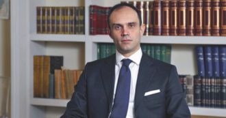 Copertina di Le accuse all’avvocato Luca Di Donna: “Ha acquisito potere e lo ha usato per arricchirsi”