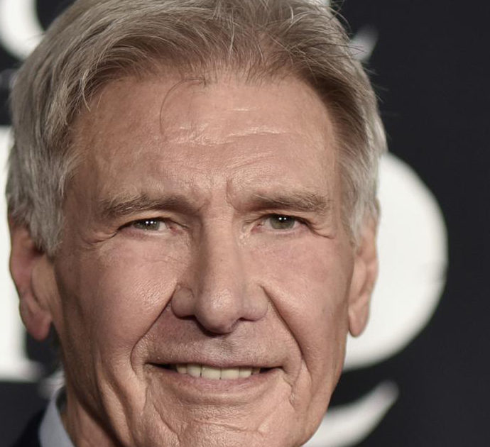 Harrison Ford in Sicilia per girare Indiana Jones 5. Fan impazziti: “Si ferma sempre per scattare le foto”