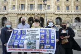 Copertina di Martina Rossi, i condannati chiederanno l’affidamento ai servizi sociali. Il padre della vittima: “Di tenerli in galera non mi interessa”