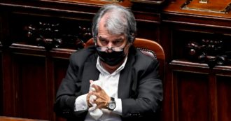 Copertina di Privacy, la mano libera della Pa sui nostri dati nel decreto Riaperture