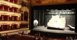 Copertina di Russia, il teatro Bolshoi di Mosca censura il balletto dedicato a Nureyev. L’accusa: “Fa propaganda Lgbt”