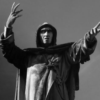 Copertina di Eretici, Girolamo Savonarola