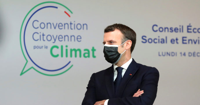 Clima, sentenza storica in Francia: lo Stato condannato a “riparare al mancato rispetto degli impegni sul taglio della Co2”