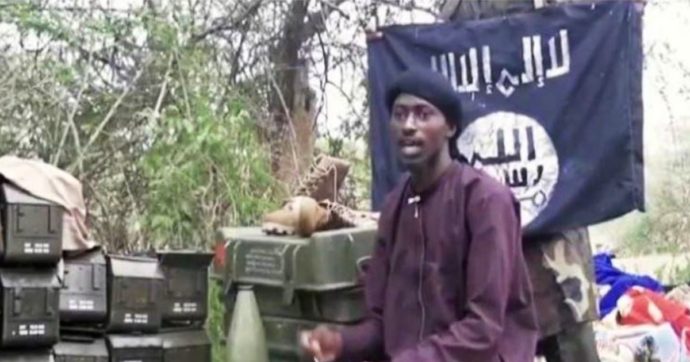Nigeria, ucciso il leader dello Stato Islamico in Africa occidentale Abu Musab al-Barnawi: era il figlio del fondatore di Boko Haram