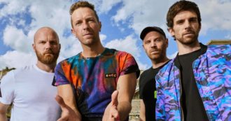 Copertina di I Coldplay tornano in Italia dopo 6 anni: aggiunte due nuove date a quelle già annunciate a Napoli e Milano
