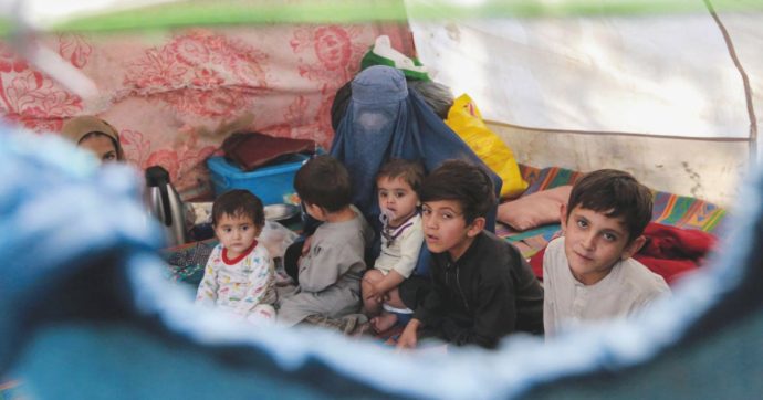 Altro che missioni umanitarie: ora mancano pure gli ospedali