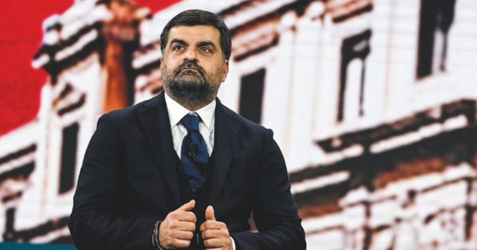 Palamara andrà a processo: “Rivelò notizie ai cronisti”