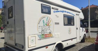 Copertina di “Viaggio anch’io”, il camper attrezzato che rende possibili gli spostamenti in Italia delle famiglie con disabili. Gratuitamente