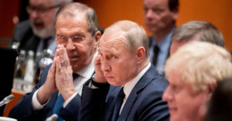 Copertina di Russia e Nato ai ferri corti: da Mosca arriva lo stop alle relazioni diplomatiche con l’Alleanza Atlantica