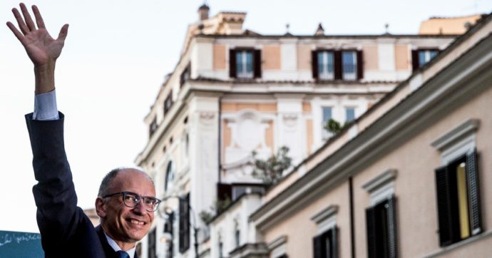 Il carosello “trionfale” di Letta: “Gli elettori si sono fusi nell’Ulivo”
