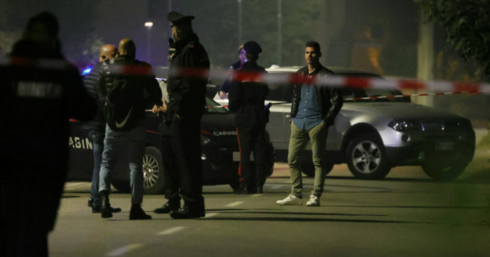 Brescia, 49enne uccisa a martellate dall’ex fidanzato sotto casa. Arrestato l’omicida: ha chiesto lui stesso di chiamare i Carabinieri