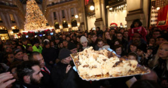 Copertina di I rincari arrivano sotto l’albero, panettone più caro del 10% rispetto a Natale 2020. Aumenti anche per il pane