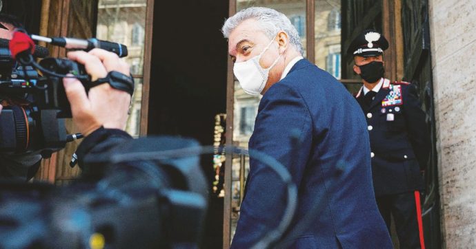 Mascherine, imprenditore candidato di  FdI: “Meloni mi diede solo un contatto, nulla più”