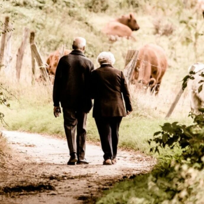 “Non voglio stare sola”: i medici trovano una ‘stanza matrimoniale’ a una coppia di anziani ricoverati
