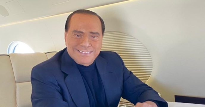 Berlusconi, la storia galattica dell’Unto del Signore