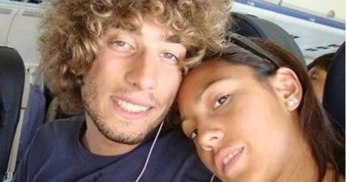 Marco Simoncelli, parla la fidanzata Kate Fretti: “Tutto è cambiato in una manciata di secondi. Se avessi continuato a vivere nel dolore, mi sarei ammazzata”