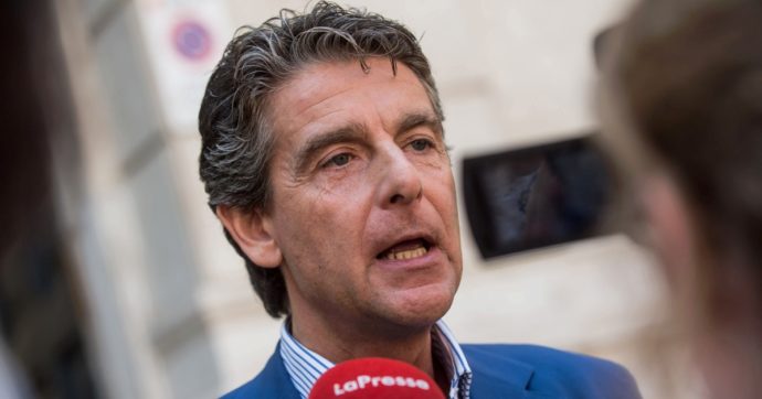 “Io silurato come capogruppo di Fi? Ha deciso lui, come sempre”