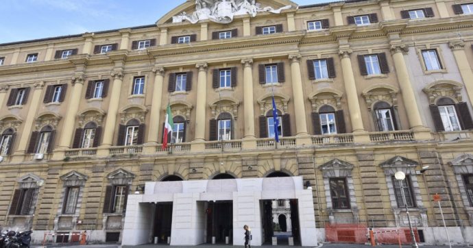 Esposto in Procura sul cloud di Stato