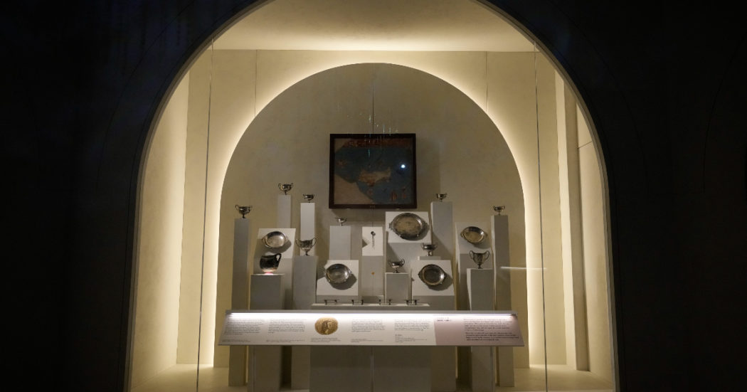 Scoperta la più antica raffigurazione di un fantasma: la tavoletta babilonese nascosta nei sotterranei del British Museum e mai esposta