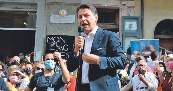 Conte cala, ma resta primo Renzi dietro pure a Bonelli