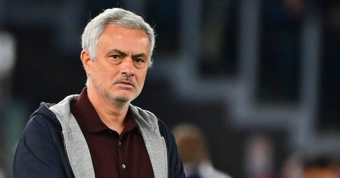 Mourinho si è già stufato di fare il buono e questa è la migliore notizia per la Roma