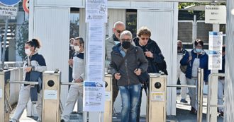 Copertina di Stellantis, la Fiom non firma l’accordo sul nuovo polo produttivo di Torino: “Sancisce la chiusura della Maserati di Grugliasco”