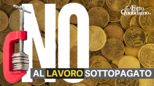 Copertina di Lavoro sottopagato, le storie/2 – “Prima chiamate occasionali per 10 euro l’ora in un supermarket, poi il fisso a 500 euro al mese”. “Stage di 10 mesi a 3 euro l’ora: mi sono ammalato e ciao”