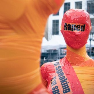 Copertina di Per guarire da uno stupro servono (anche) gli altri