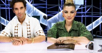 Copertina di X Factor, scintille tra Emma e Mika: “Fai presentazioni pessime”. La replica: “Come i tuoi commenti”