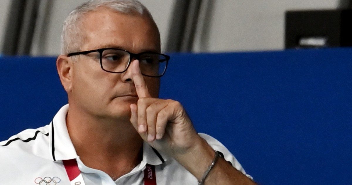 Sandro Campagna come non lo avete mai letto: dai 3 maestri alle estati con Zeman, dal colpo di pistola alle vittorie che hanno fatto la storia della pallanuoto