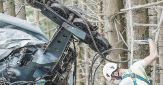 Copertina di Funivia, operaio denunciò: “Poca sicurezza”. Il titolare: “Non lavorerai più entro 300 km”