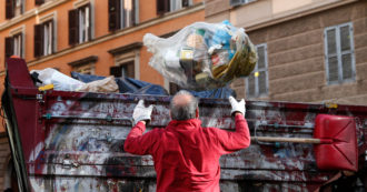 Copertina di Roma, Gualtieri lancia la pulizia straordinaria: 40 milioni in due mesi. Obiettivi: via le mini-discariche, potatura alberi e pulizia tombini