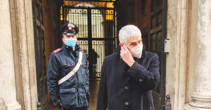 Quirinale, la campagna nascosta di Casini che promette tutto e il suo contrario