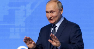 Clima, la sfida di Friday for Future Mosca: portano Putin in tribunale. Il fondatore: “L’inerzia è un crimine contro il nostro futuro”