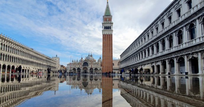 Il Mose non basta: piazza San Marco finisce sott’acqua