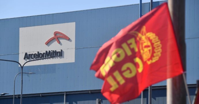 Ex Ilva, altro sciopero generale e proteste sotto il ministero