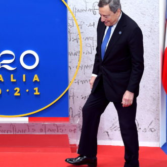 Copertina di L’Europa bacchetta Draghi: il Fatto di domani 6 novembre