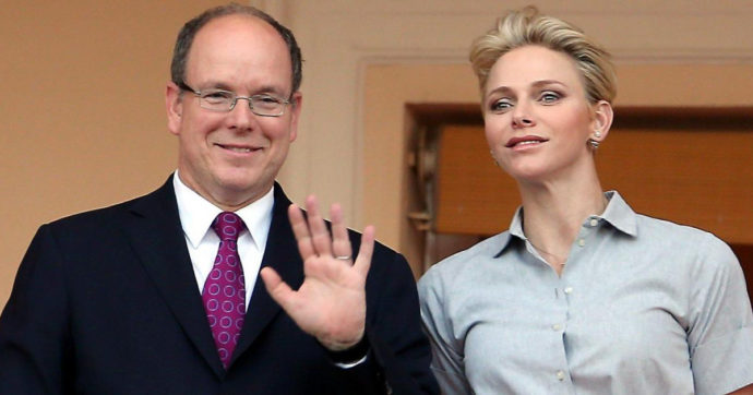 “Charlene di Monaco incinta a 43 anni”, la rivelazione dei media tedeschi. Palazzo Grimaldi tace