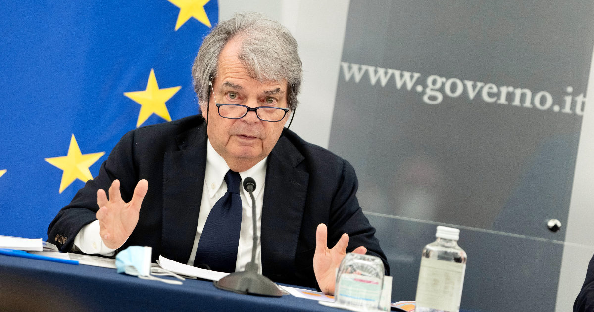 Gli imprenditori disonesti possono stare tranquilli: il governo abolisce i controlli a sorpresa. “Saranno annunciati in anticipo”. Brunetta: “Una telefonata per programmarli”