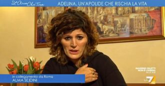 Copertina di Adelina Sejdini si è suicidata: denunciò racket della prostituzione. Chiedeva la cittadinanza italiana: “Se torno in Albania mi ammazzano”