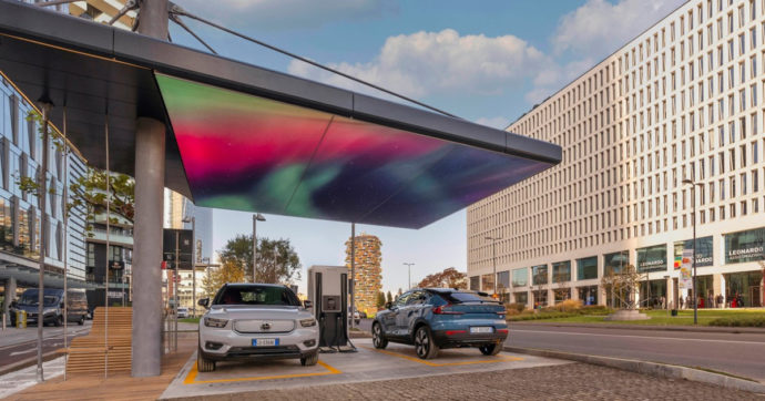 Volvo, inaugurata la prima stazione di ricarica ultrafast nel centro di Milano