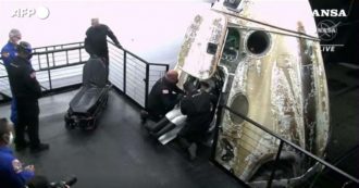 Copertina di SpaceX ammarata in Florida: quattro astronauti rientrano sulla Terra dopo quasi 200 giorni di missione in orbita – Video