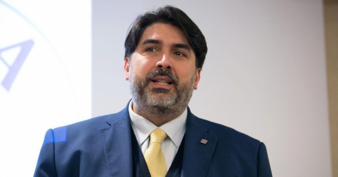 Sardegna, colate di cemento pure nelle zone protette