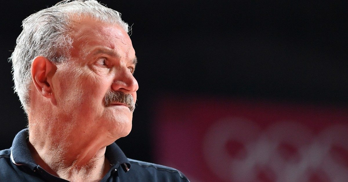 Meo Sacchetti e la costruzione dei campioni: “Ragazzi, non abbattetevi per il giudizio negativo di un allenatore, le bocciature servono”