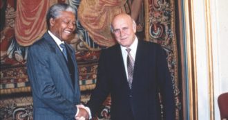 Copertina di De Klerk, l’ultimo leader bianco: assieme a Mandela abolì l’apartheid e vinse il Nobel
