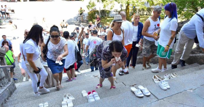 Bibbiano, “Ci tolsero nostra nipote falsificando un disegno”