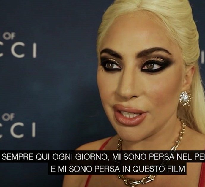 Lady Gaga a Milano per la prima di House of Gucci: “Nel film una lezione per tutti. Reggiani ha fatto una cosa orribile, ma sa di aver sbagliato”