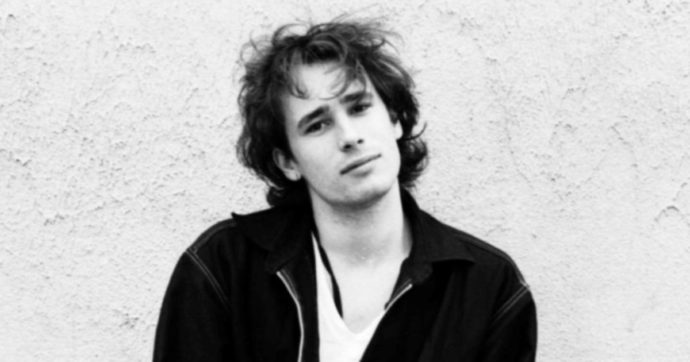 Copertina di Jeff Buckley e i ricordi di mamma Mary: “Mio figlio, i suoi diari”