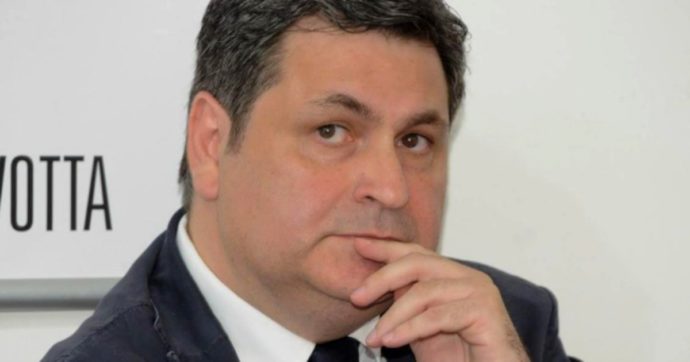 Franco Vittoria: “Caro Letta, seimila tessere in una notte e il Pd finisce all’asta”